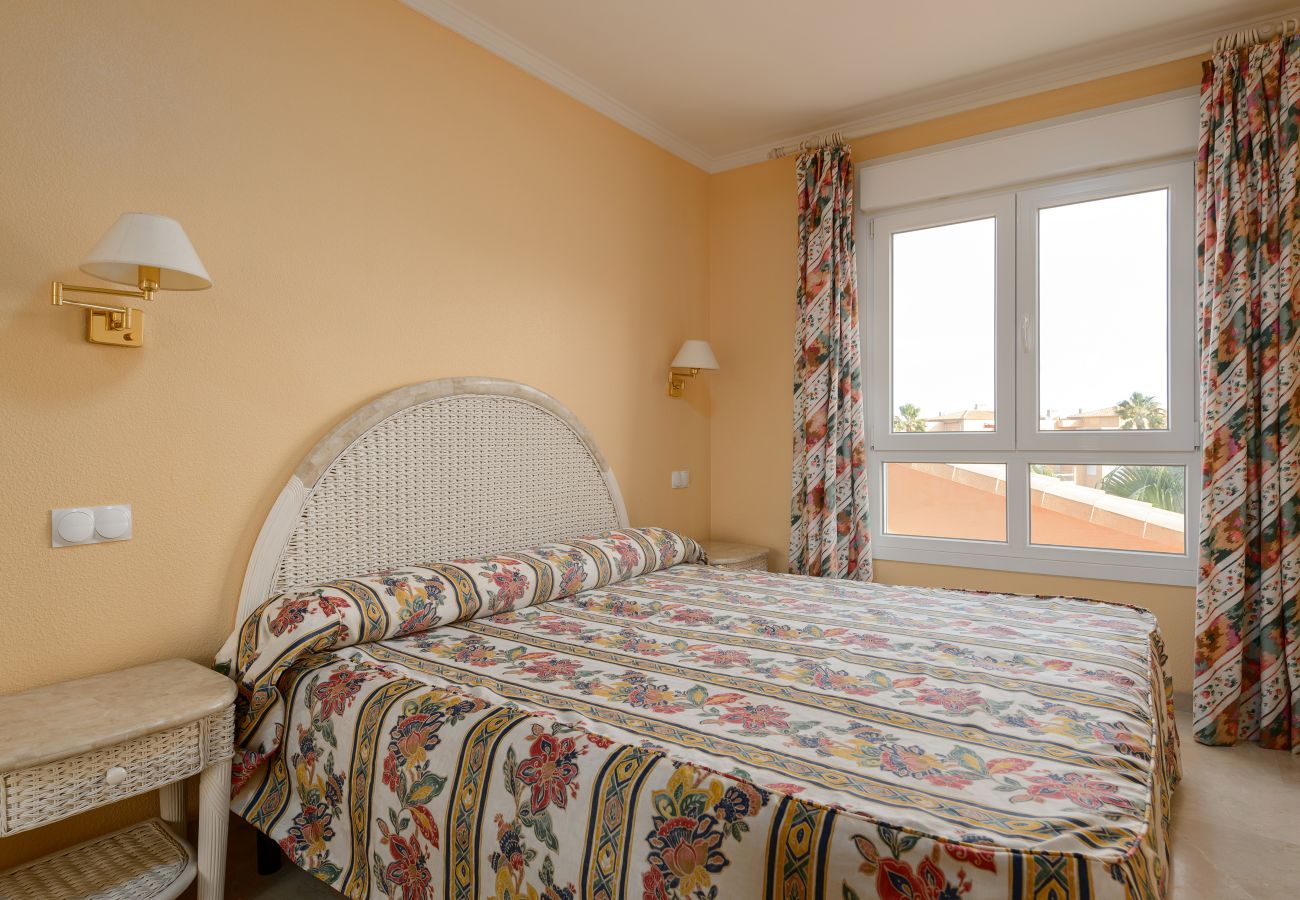 Apartamento en Denia - Denia Beachfront apartment by ON Travel