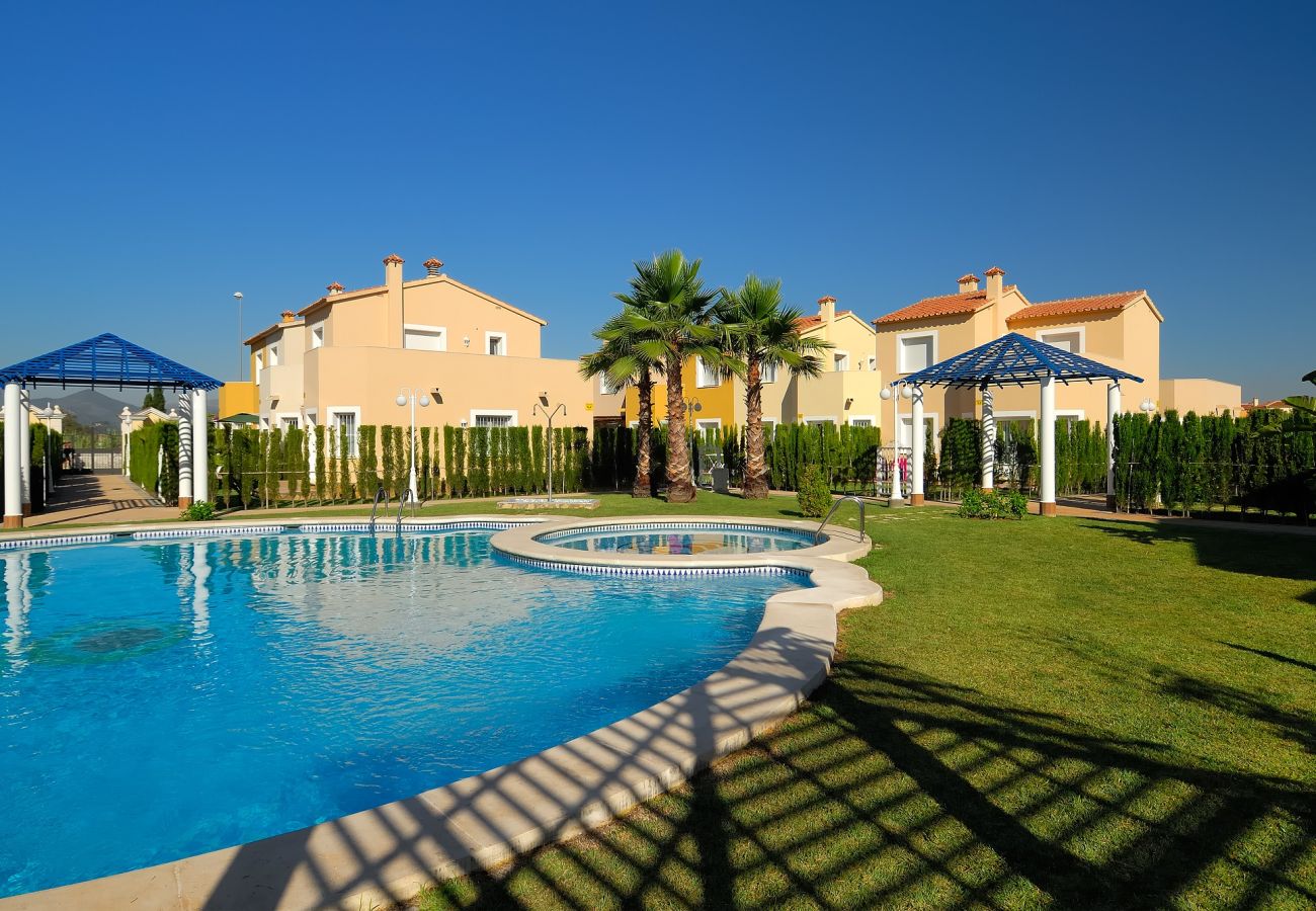 Bungalow en Oliva - Nova by ON Travel