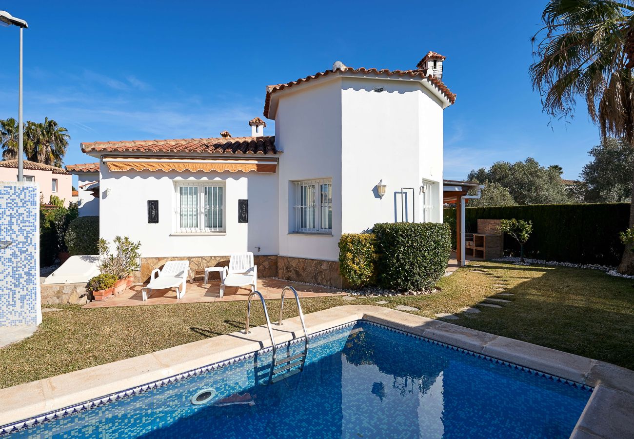 Villa en Oliva - Villa Amapola by ON Travel