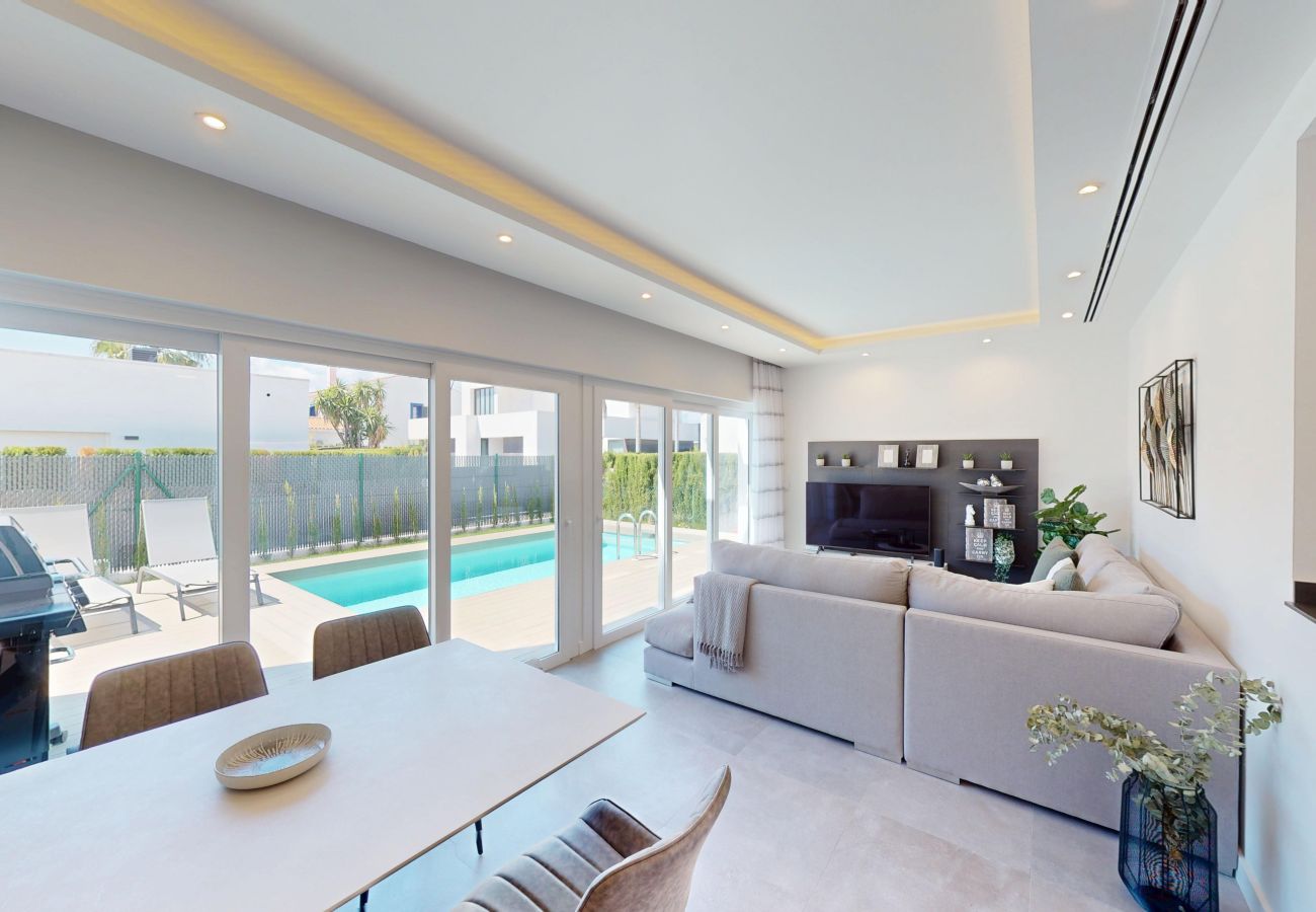Villa en Oliva - Villa Encant by ON Travel