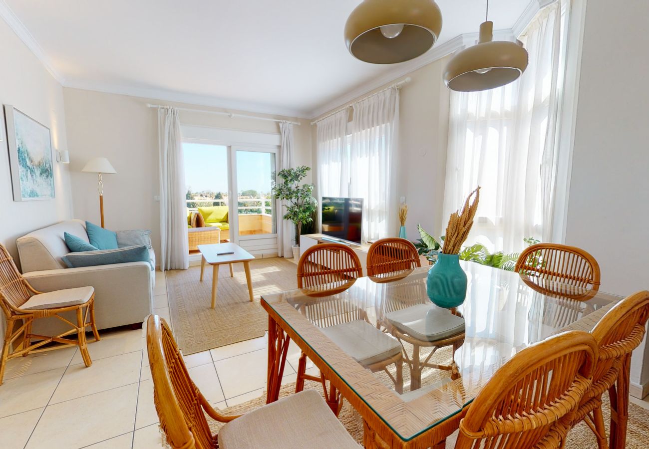 Ferienwohnung in Oliva - Vera Deep Purple by ON Travel