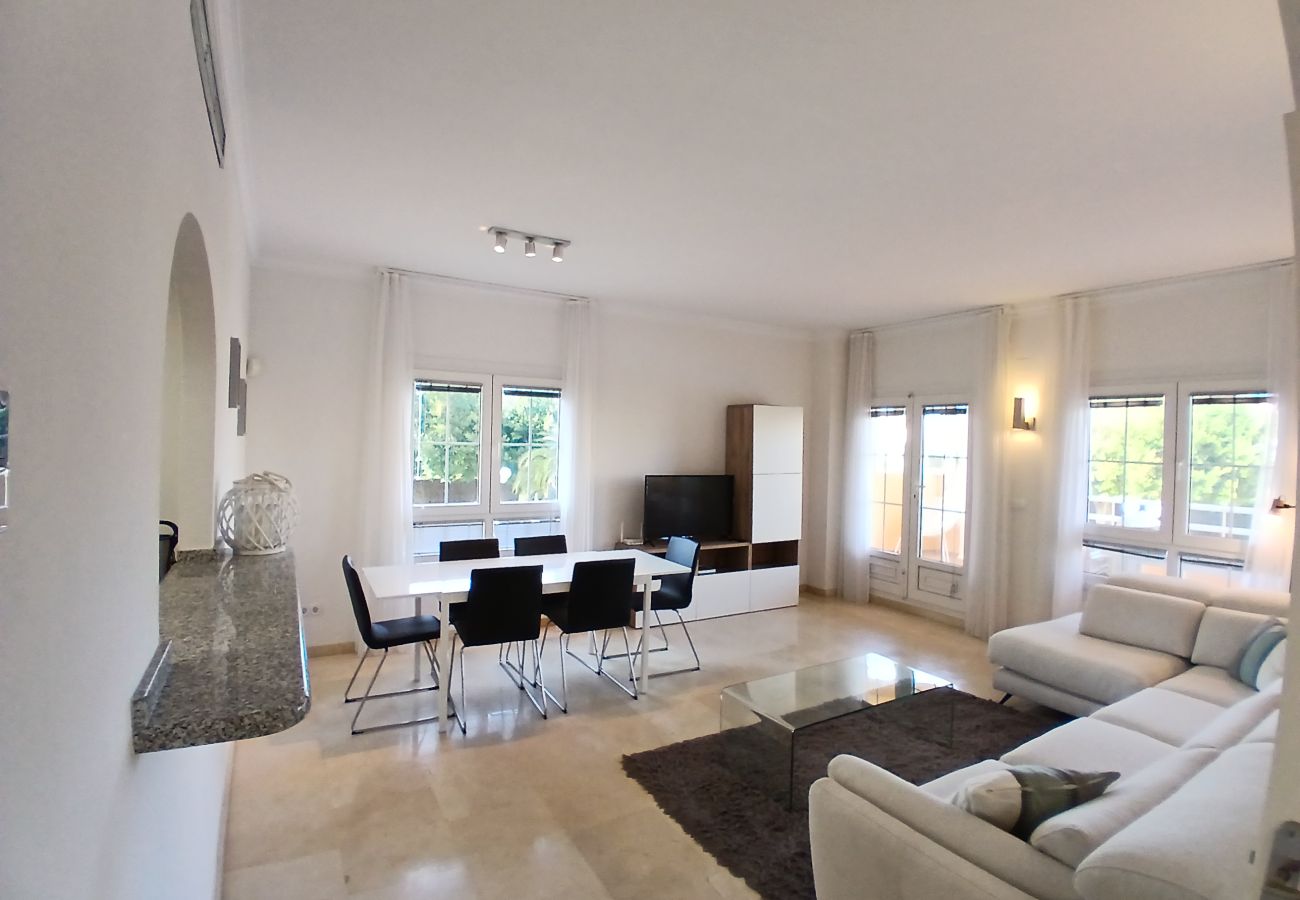 Ferienwohnung in Oliva - Pitch by ON Travel