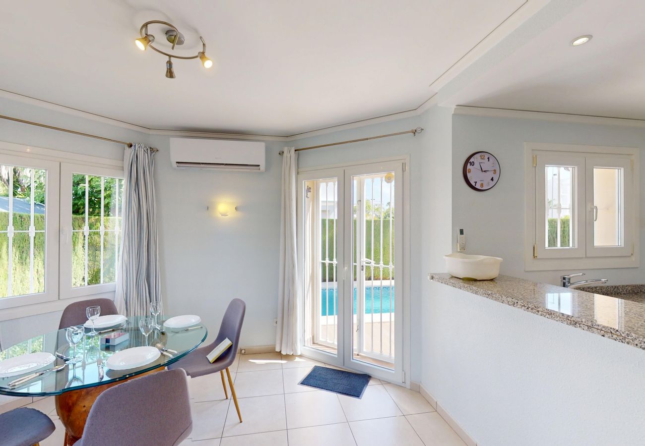 Villa in Oliva - Villa Cisne by ON Travel