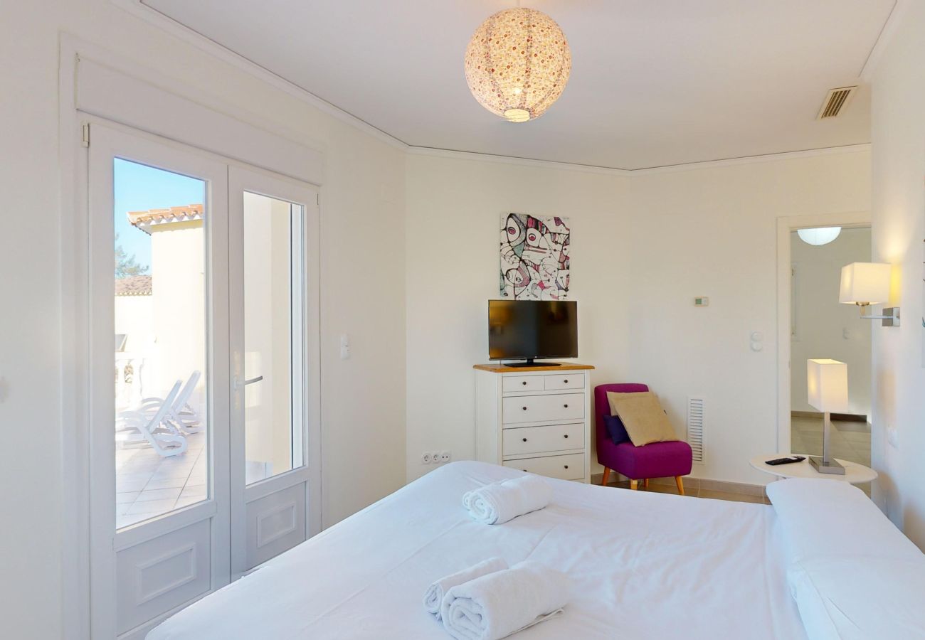Villa in Oliva - Villa Coral by ON Travel