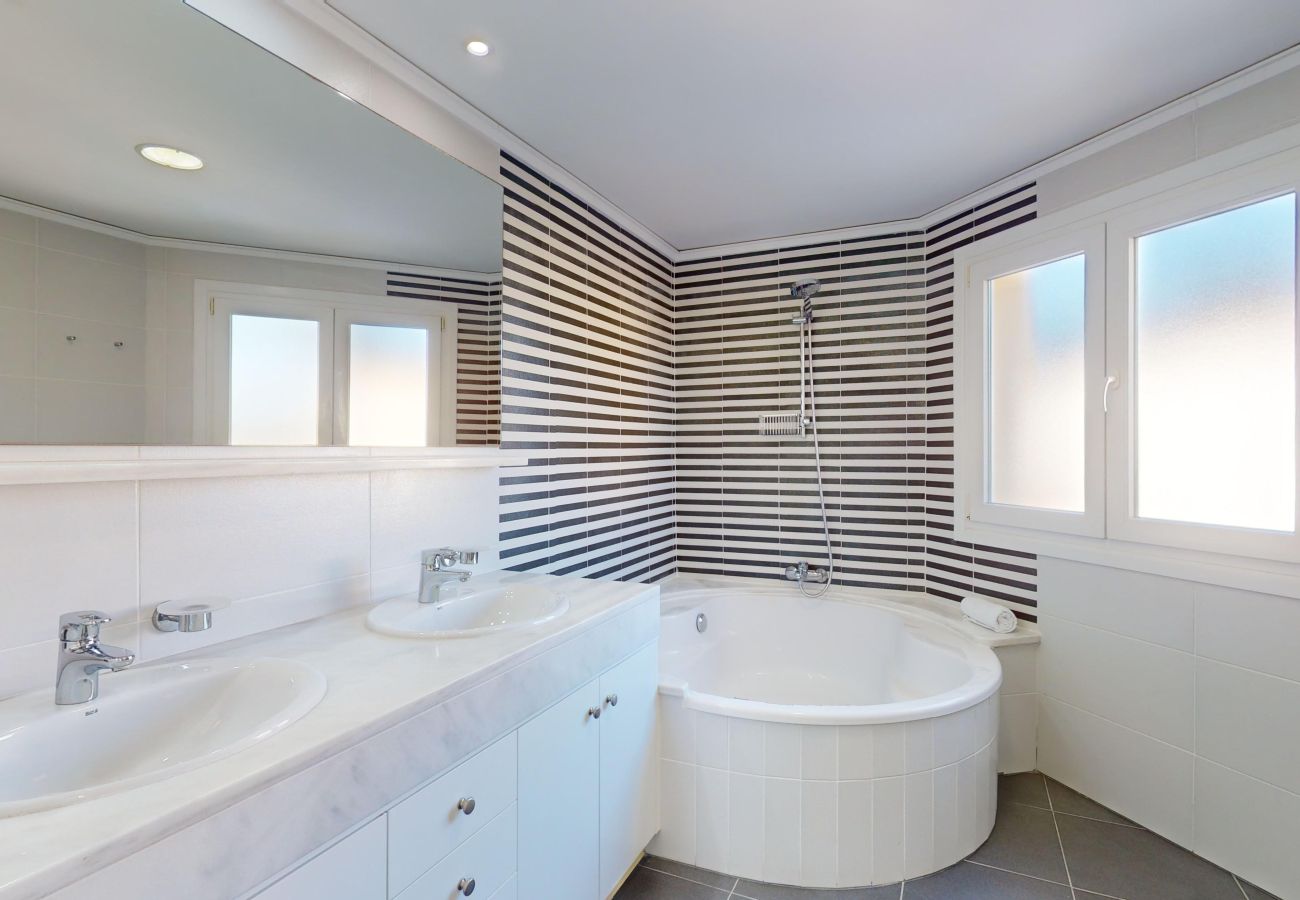 Villa in Oliva - Villa Coral by ON Travel