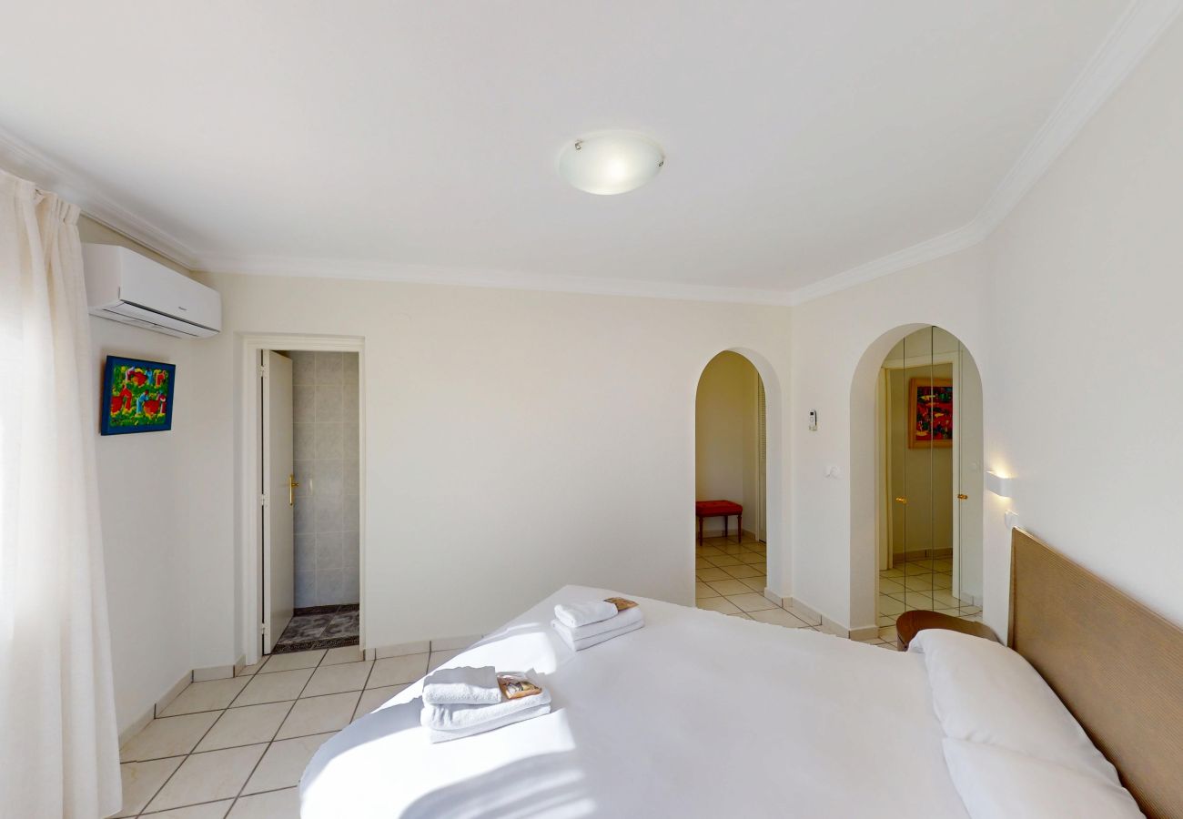 Villa in Oliva - Villa Mediterráneo by ON Travel