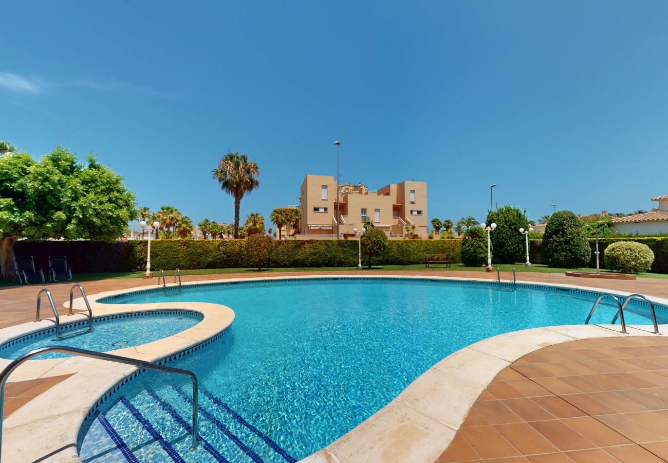 Ferienwohnung in Oliva - Eagle by ON Travel
