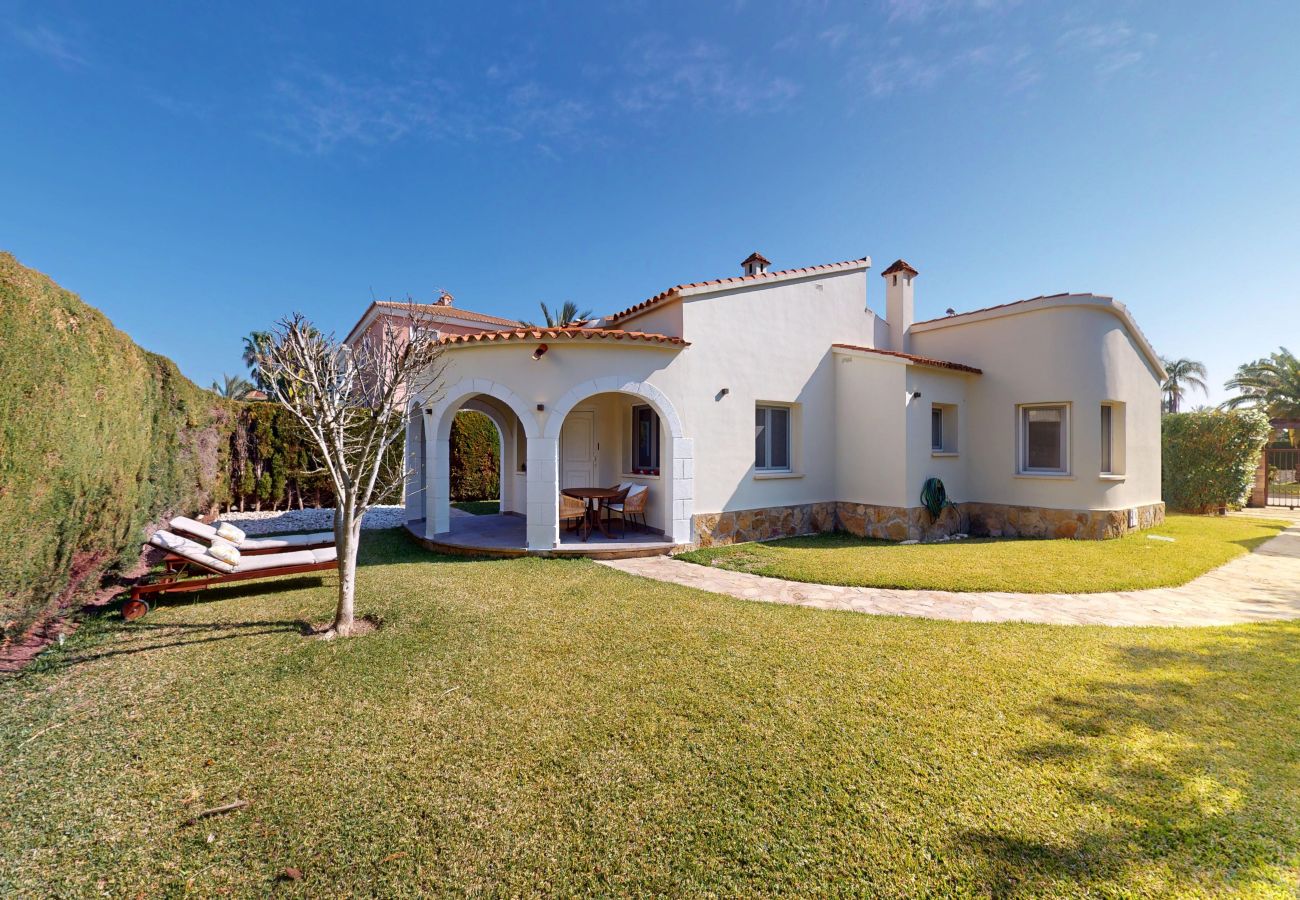 Villa in Oliva - Villa Celestia By On Travel