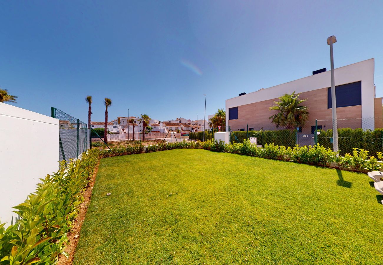 Ferienwohnung in Oliva - Clarity by On Travel