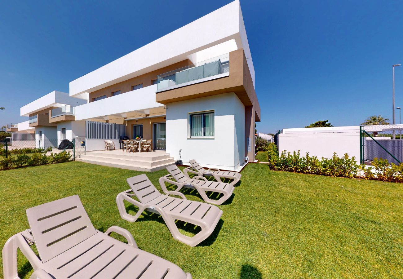 Ferienwohnung in Oliva - Clarity by On Travel