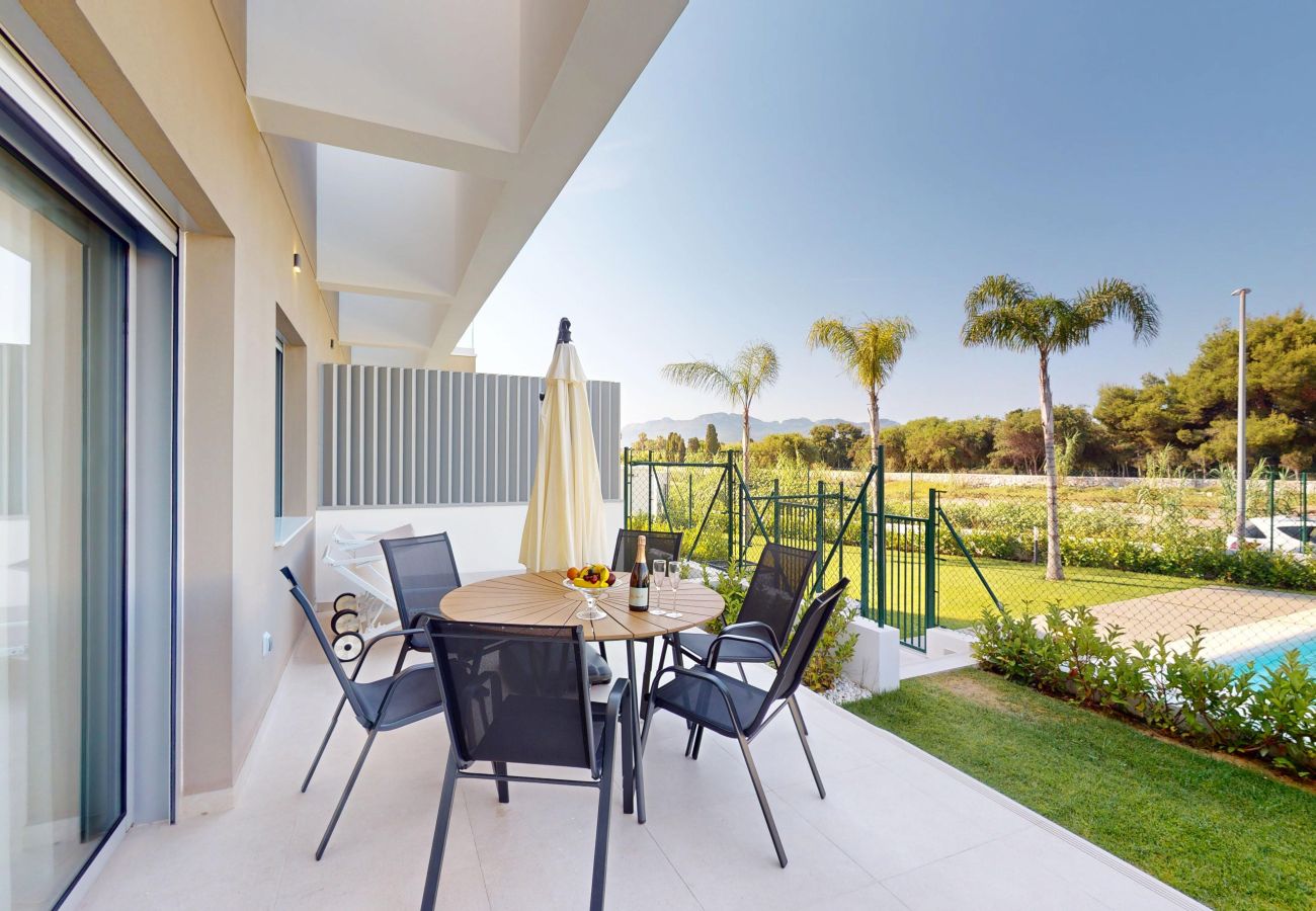 Ferienwohnung in Oliva - Radiance by On Travel