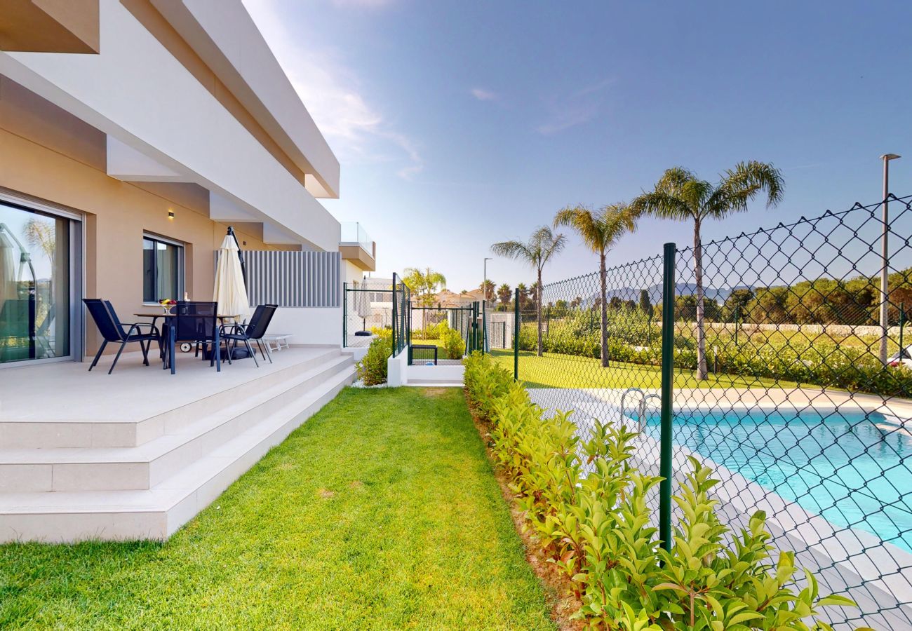 Ferienwohnung in Oliva - Radiance by On Travel