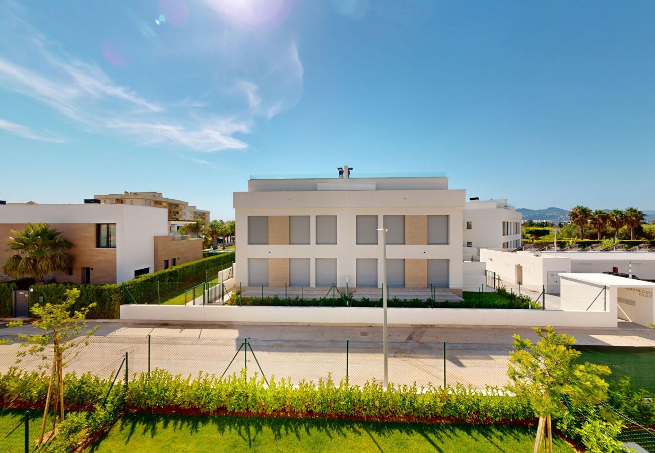 Ferienwohnung in Oliva - Bright by On Travel