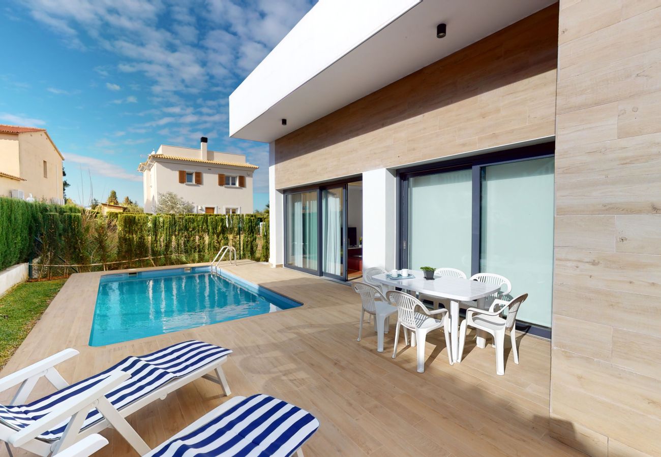 Villa in Oliva - Villa Solana  by ON Travel