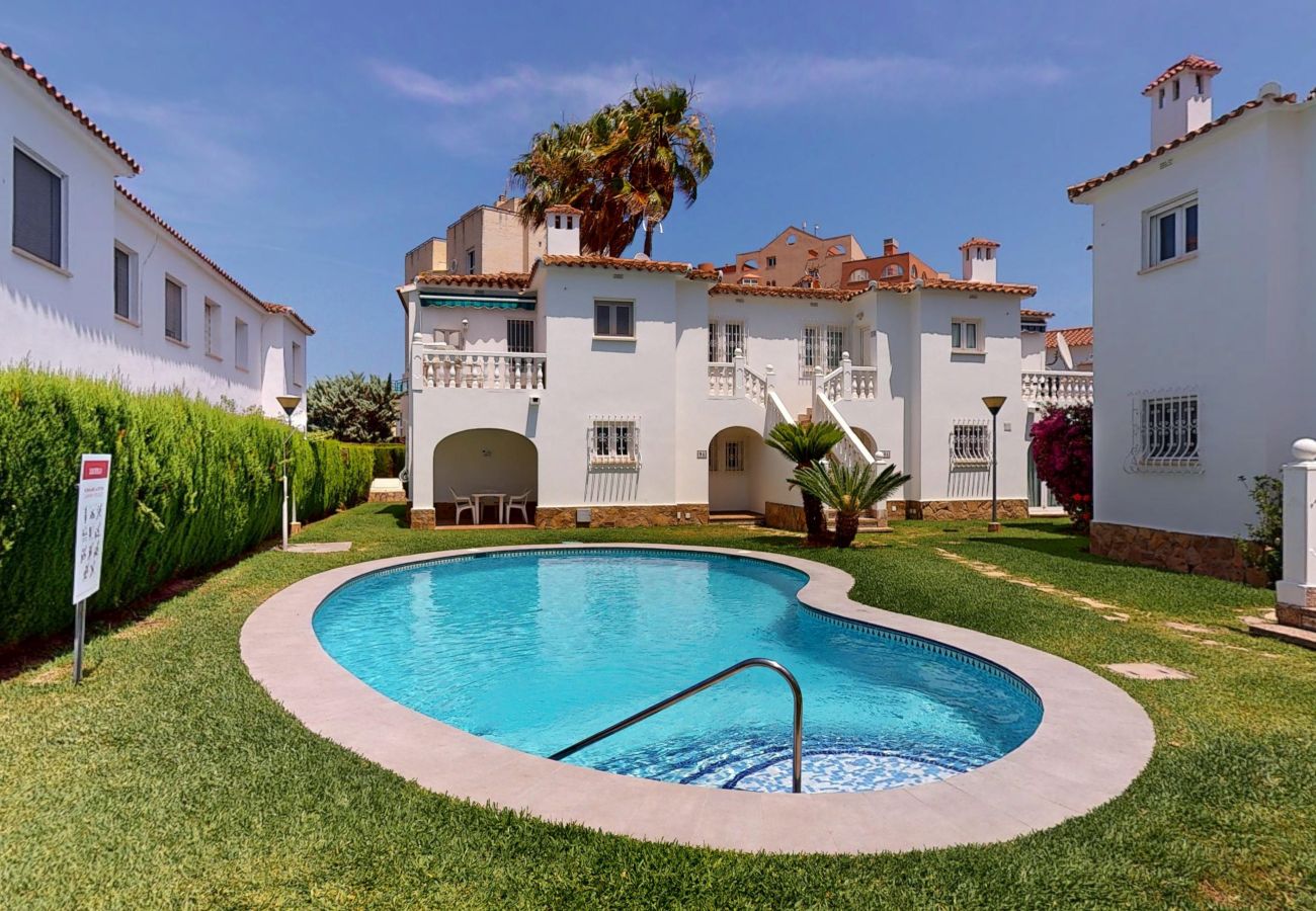 Apartment in Oliva - Azalea by ON Travel