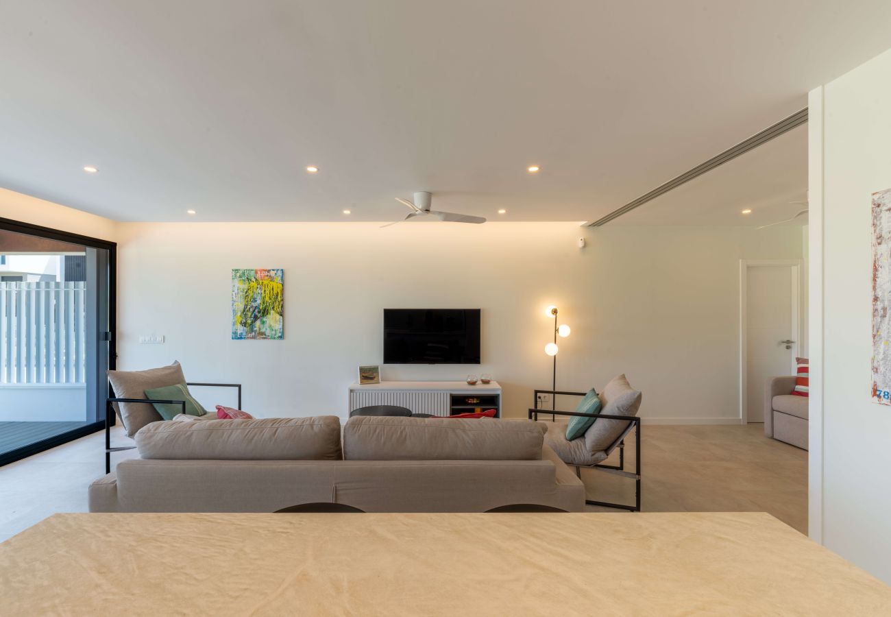 Apartment in Oliva - Pacific by ON Travel