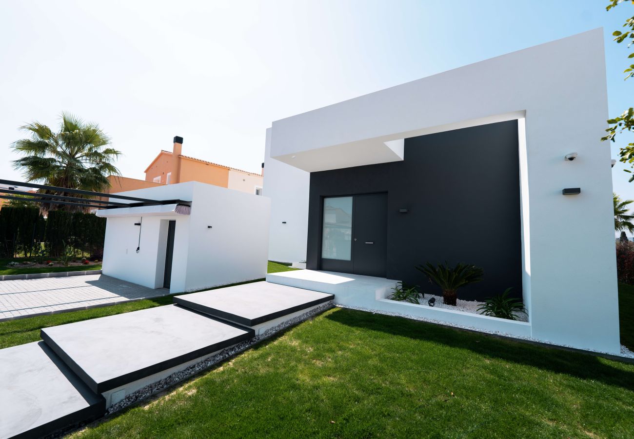 Villa in Oliva - Villa Marfil by ON Travel