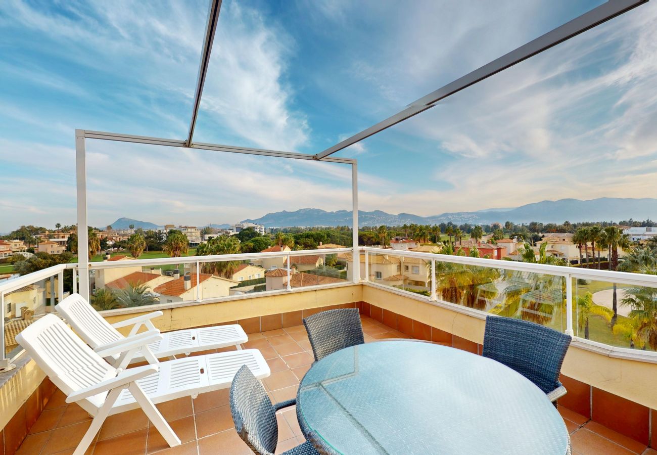 Apartment in Oliva - Mulligan by On Travel