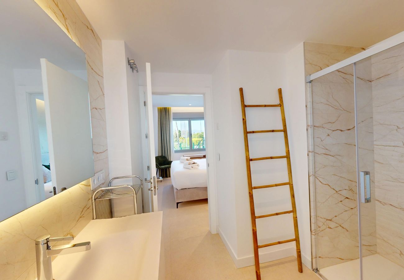 Apartment in Oliva - Aloha  by On Travel