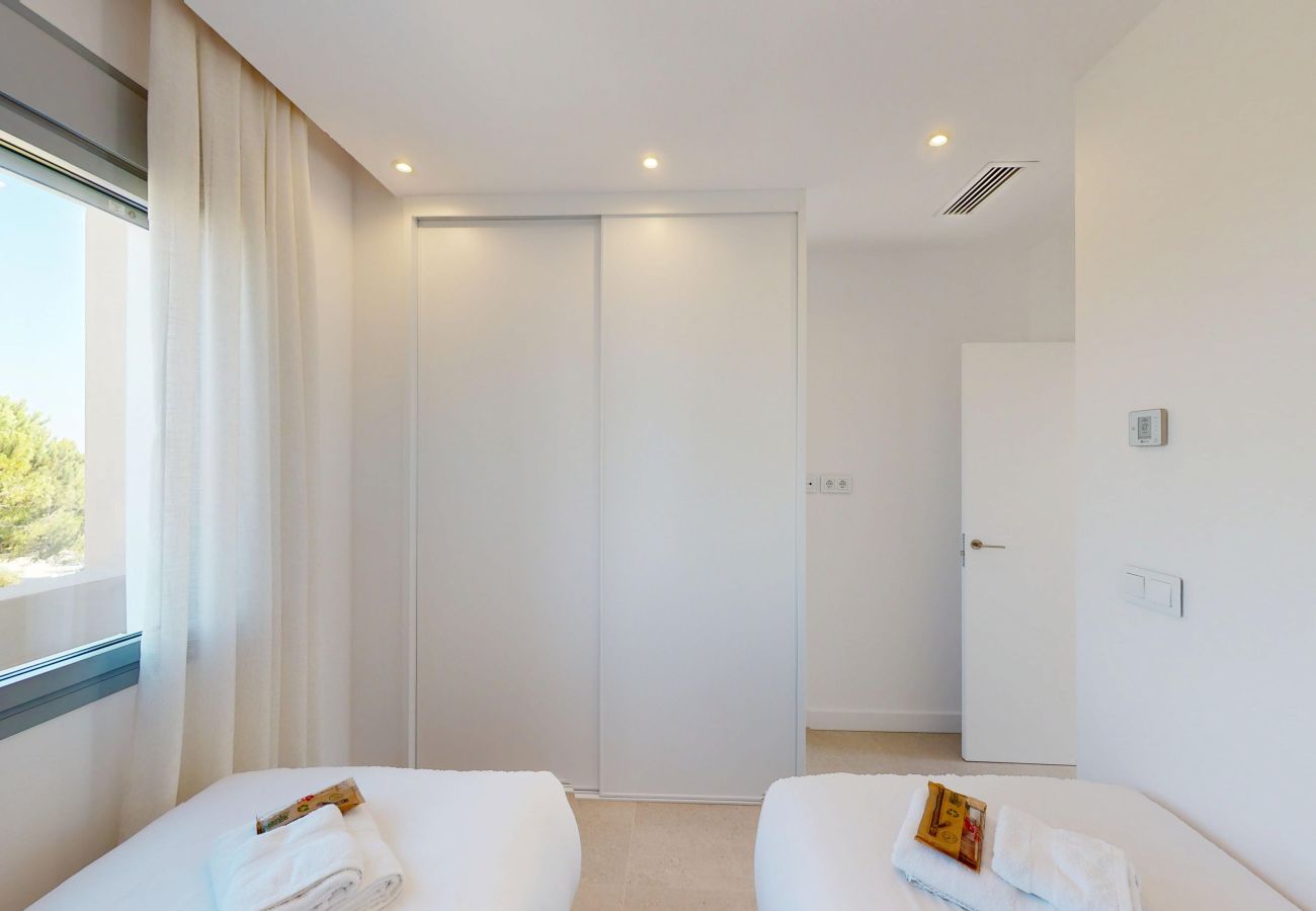 Apartment in Oliva - Bright by On Travel
